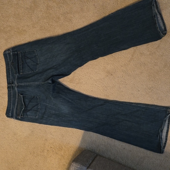 Women's Jeans - Picture 2 of 4